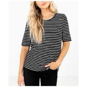 A NEW DAY SCOOP BACK STRIPED T SHIRT SIZE SMALL RAYON AND SPANDEX